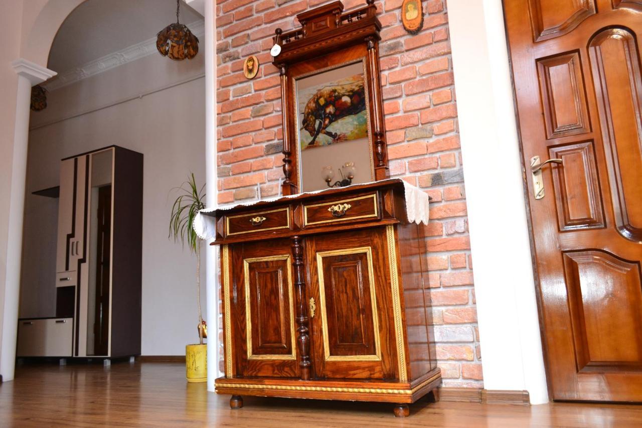 Apartment On Shevchenka Boulevard Τερνόπιλ Εξωτερικό φωτογραφία